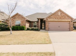 8104 NW 158th St, Edmond, OK 73013