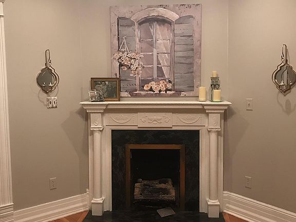 5th image of 805 E 10th Ave