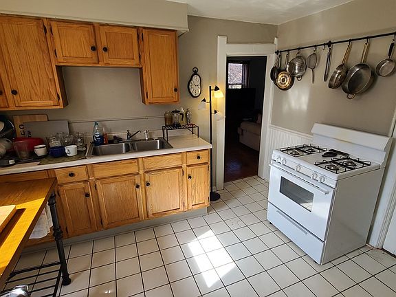 5th image of 2565-67 N Weil St
