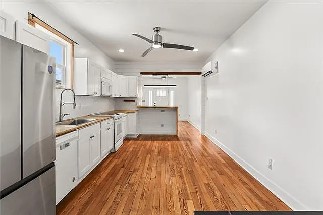 3429 Clara St — Photo 5