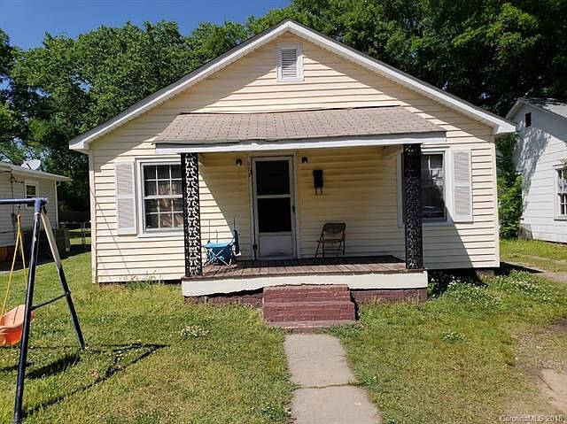 1st image of 521 Arch Dr