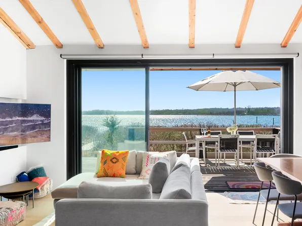 419 E Lake Dr, Montauk, NY 11954