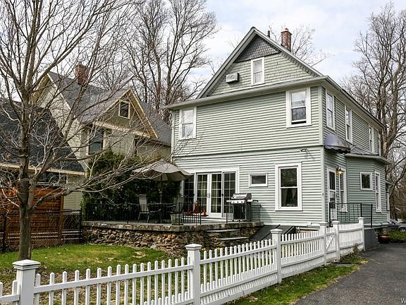 4th image of 541 Fillmore Ave