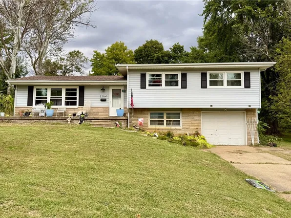 1564 W Allison Dr, Decatur, IL 62526