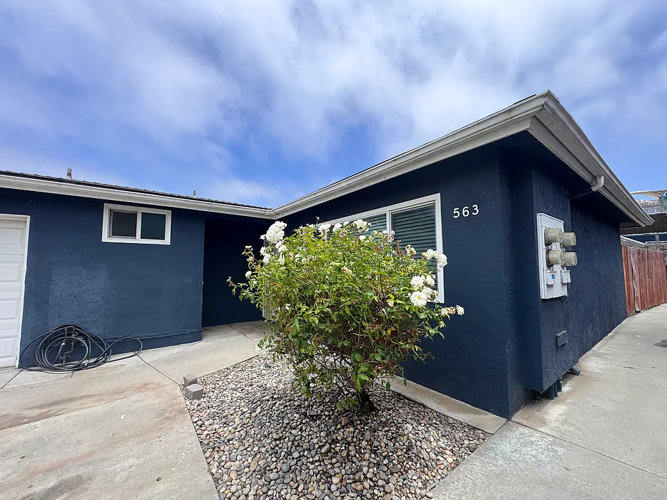 563 Emory St #563