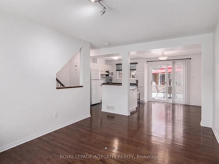 118 Monterey Dr — Photo 4