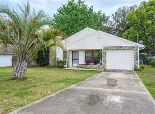 21586 SW Peach Blossom St, Dunnellon, FL 34431