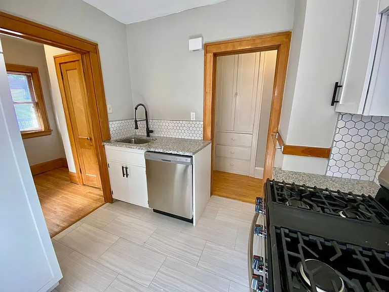 3448 Girard — Photo 3