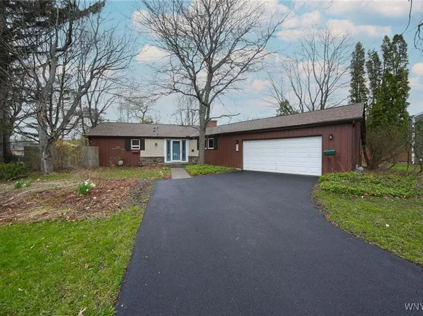 157 Highland Ave, Orchard Park, NY 14127