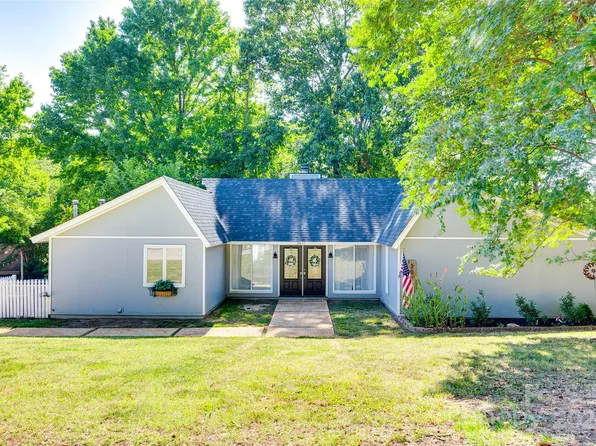 3071 Point Clear Dr, Tega Cay, SC 29708