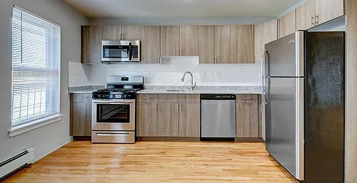 Franklin Manor Photo 1