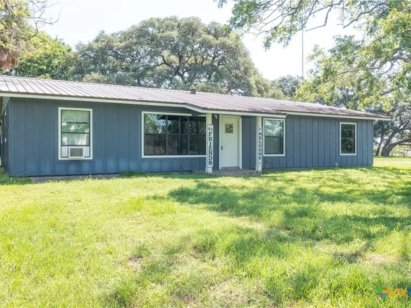 7260 Fm 531, Hallettsville, TX 77964