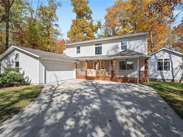 2069 Ledge Rd, Hinckley, OH 44233
