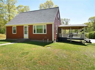 792 Tunk Hill Rd, Scituate, RI 02825