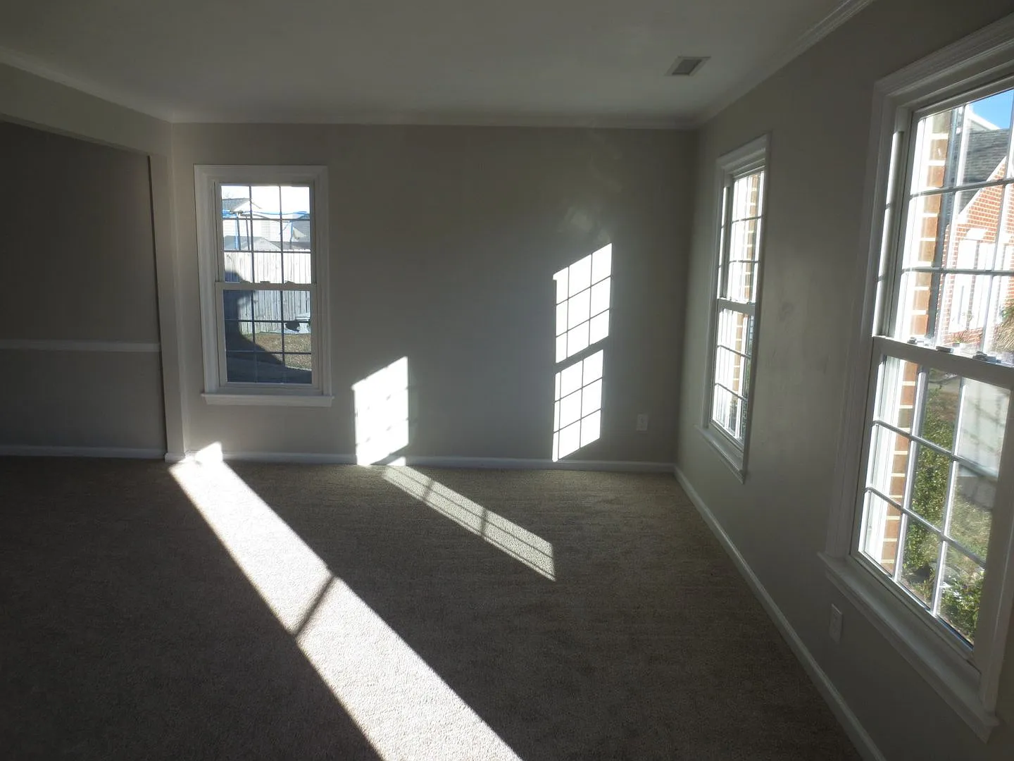 3 BR, 2.5 BA Townhouse in Ocean Lakes — Photo 4