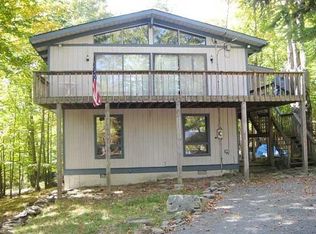 1622 Ridgeview Dr, Lake Ariel, PA 18436