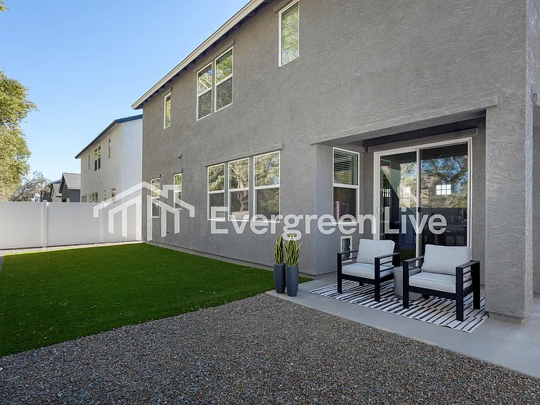 Cyrene at Skyline — Photo 45