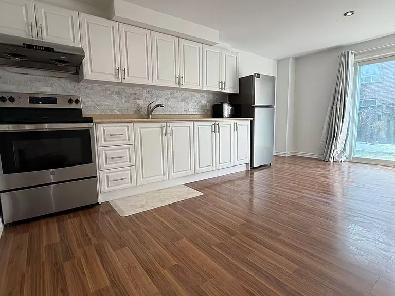149 Millcliff Cir #LOWER — Photo 4