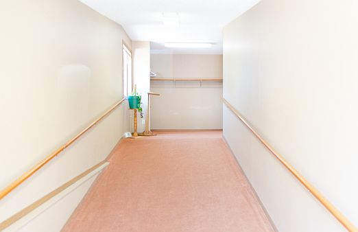 2nd image of 308 N. Commercial