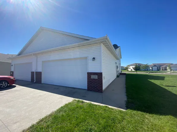 1119 39th Ave S, Moorhead, MN 56560