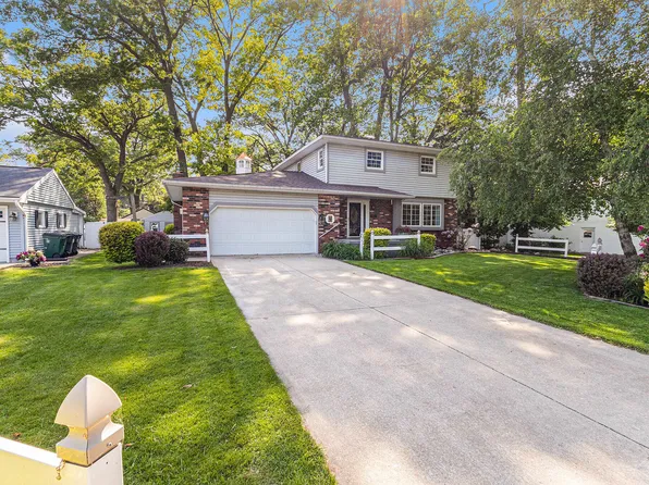 785 Plymouth Dr, Muskegon, MI 49445