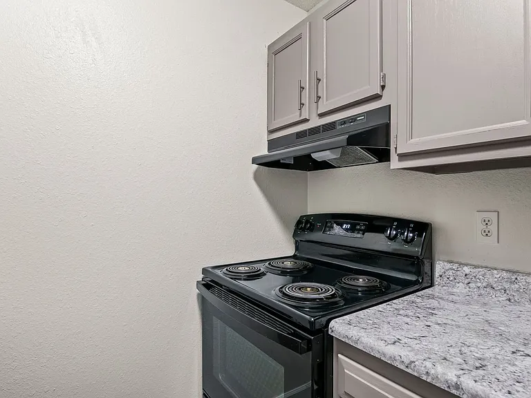 Metro Apartments At Bethalto — Photo 47