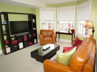 1 High St APT C, Amesbury, MA 01913