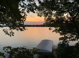 90542 Bluff Dr, Marcellus, MI