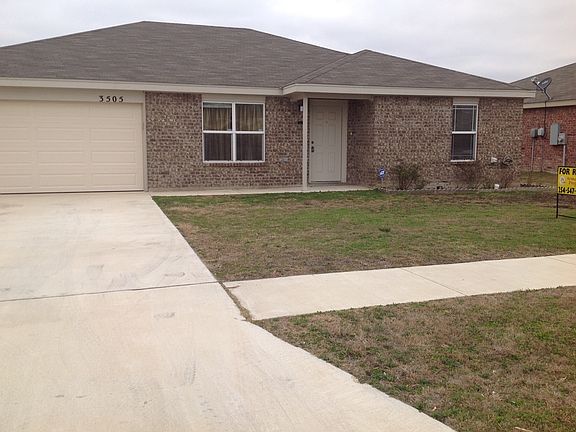 3rd image of 3505 Ennis Dr