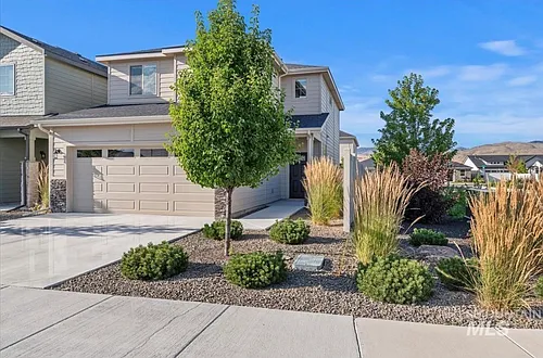 2252 E Tiger Lily Dr Photo 1