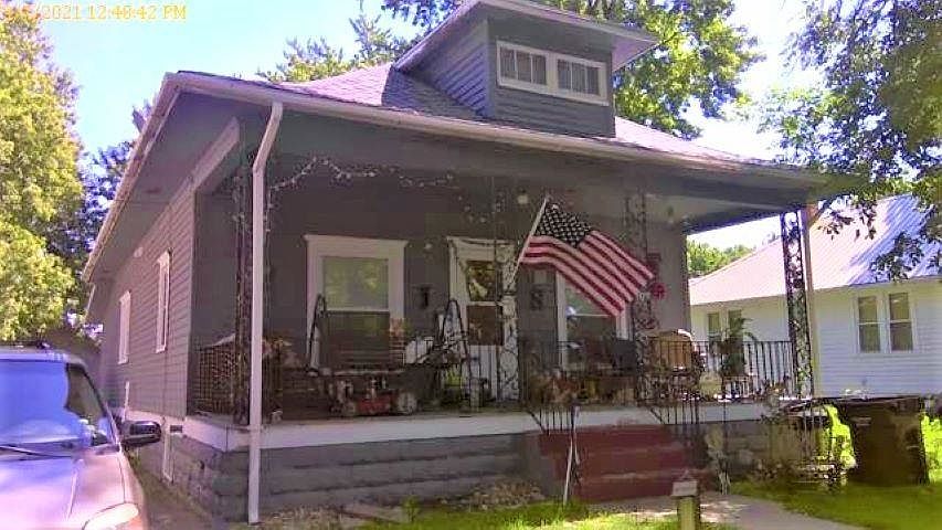 1st image of 103 N Pine St