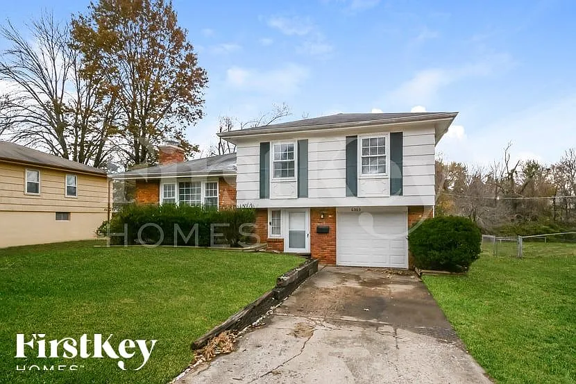 3 bed, 2.0 bath, 1244 sqft, $1,600 — Photo 2