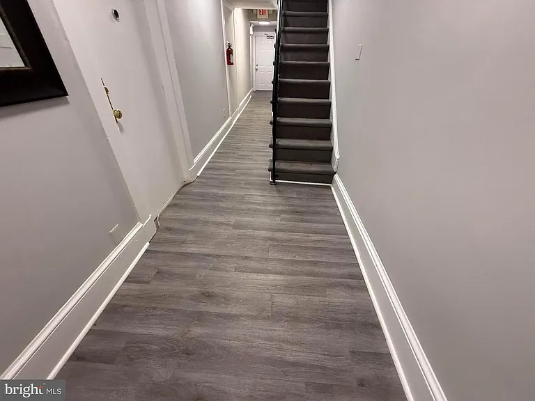 212 Warren St #2 — Photo 13