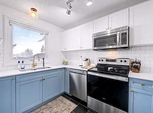 123 S Queensland Dr SE #180, Calgary, AB T2J5J4