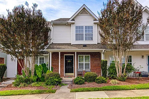 3030 Kensington Pl Photo 1