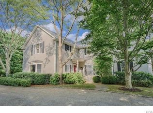 564 Guard Hill Rd, Bedford, NY 10506