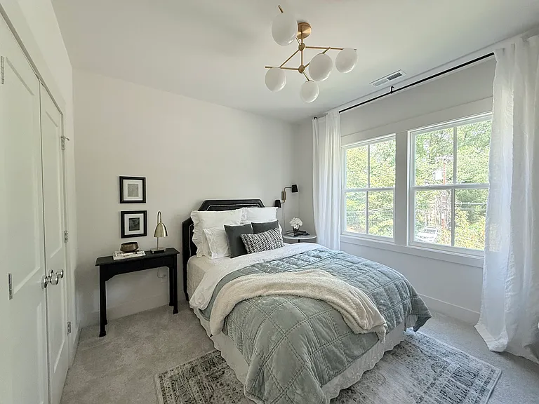 5224 Lynnville Ave — Photo 25