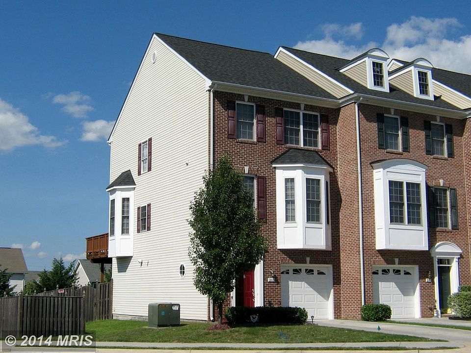 End Townhouse