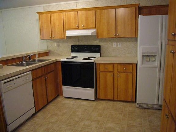 4th image of 140 Navajo Trl