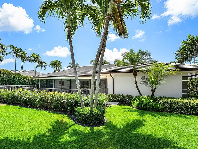 1851 Thatch Palm Dr — Photo 42