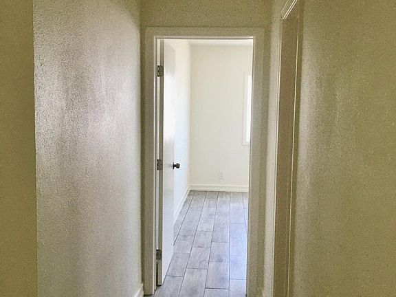 4th image of 320 E 25th St APT 1