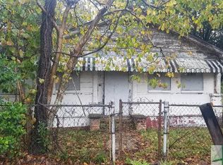 16 Darling St, Savannah, GA 31408