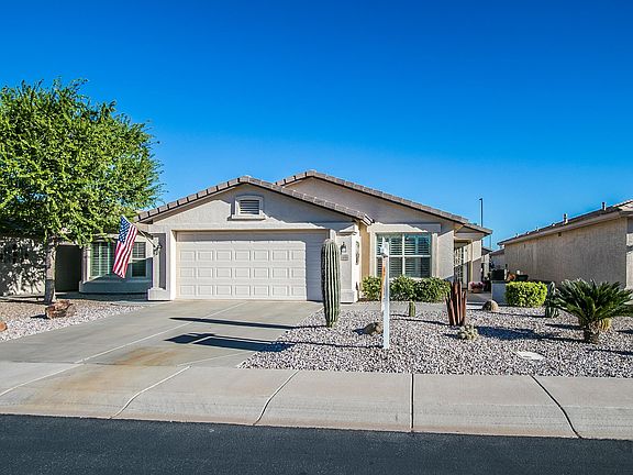 2nd image of 3444 E Bellerive Pl