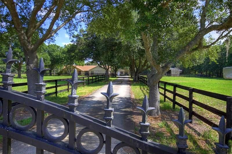 Gated Driveway