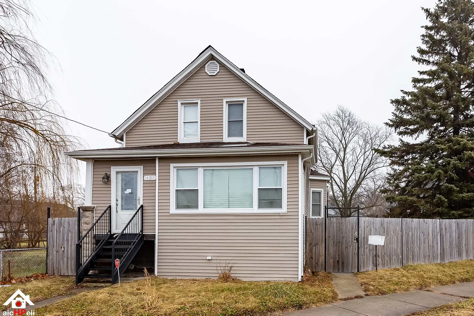 14311 Greenwood Rd photo 1