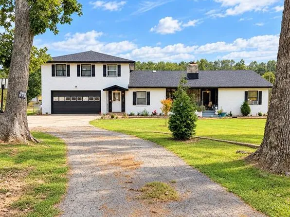 60857 Highway 49, Des Arc, MO 63636