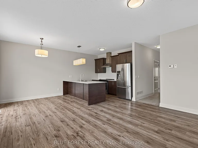 3025 Singleton Ave #126 — Photo 8