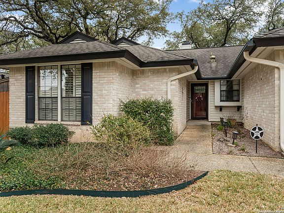 2nd image of 4304 center oak woods