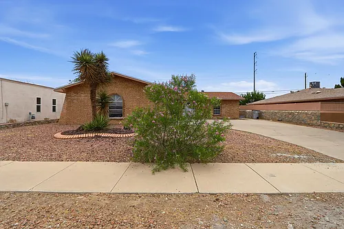 1610 Dale Douglas Dr Photo 1