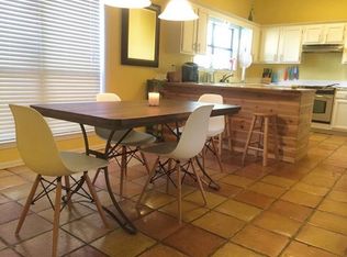 902 Rosedown Ln, Lafayette, LA 70503